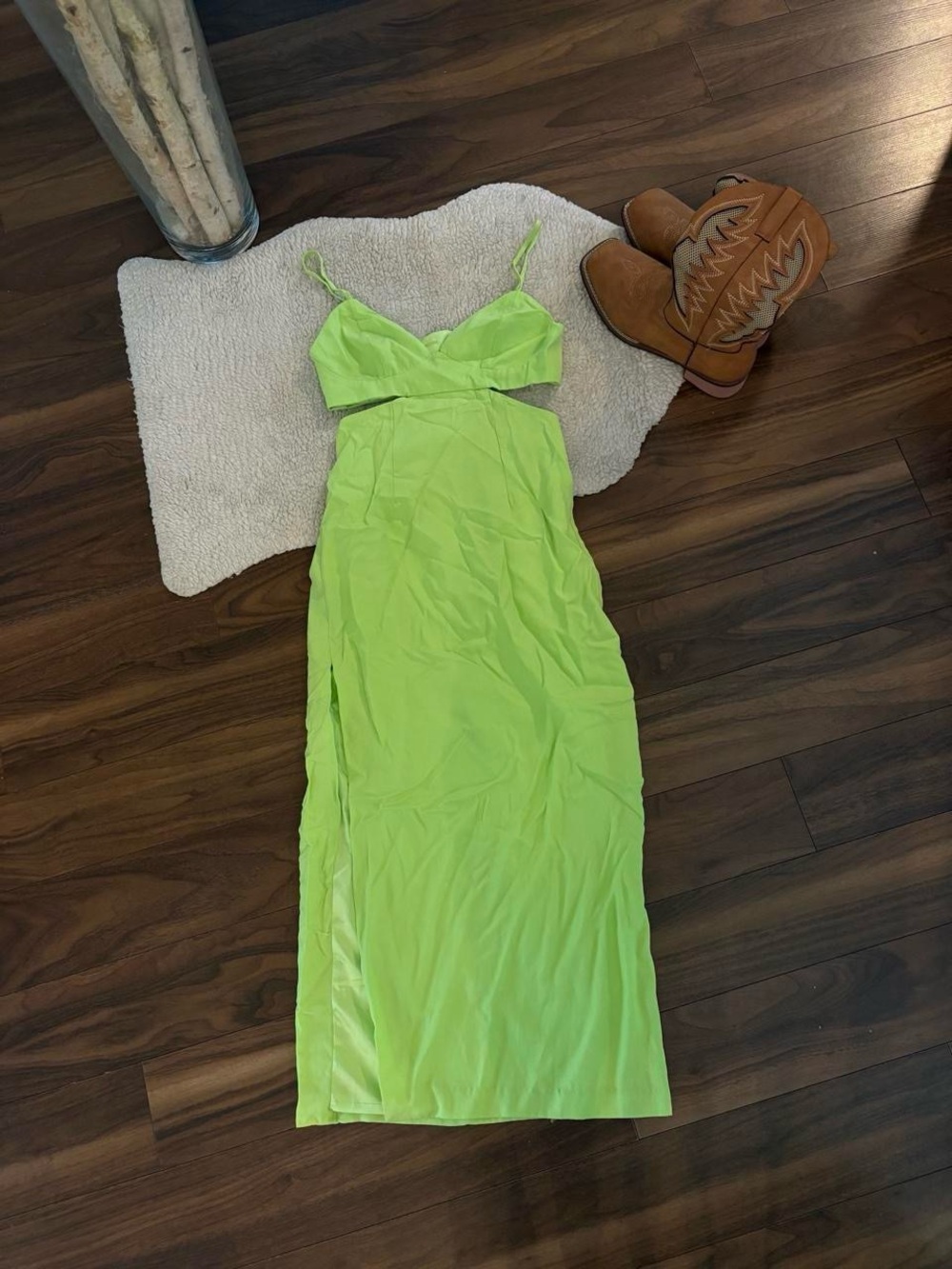 💚Bardot Neon Lime Cutout Maxi Dress
